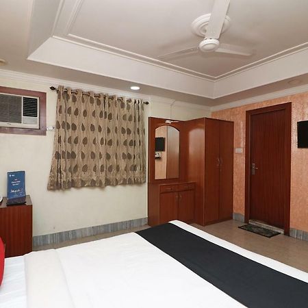 כלכותה Hotel Presidency Inn מראה חיצוני תמונה
