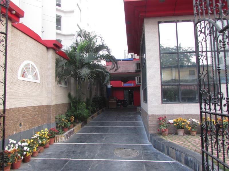 כלכותה Hotel Presidency Inn מראה חיצוני תמונה