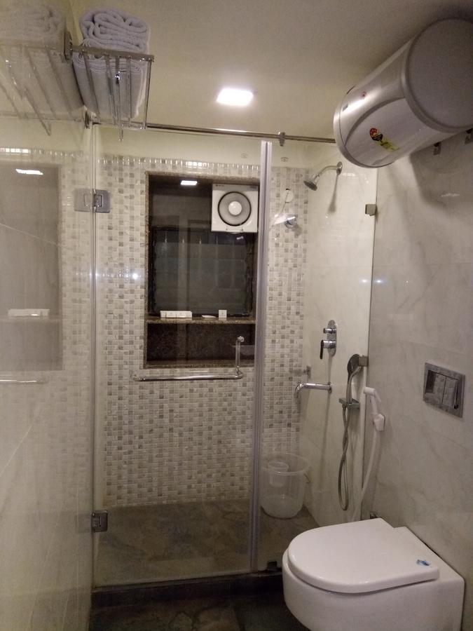 כלכותה Hotel Presidency Inn מראה חיצוני תמונה