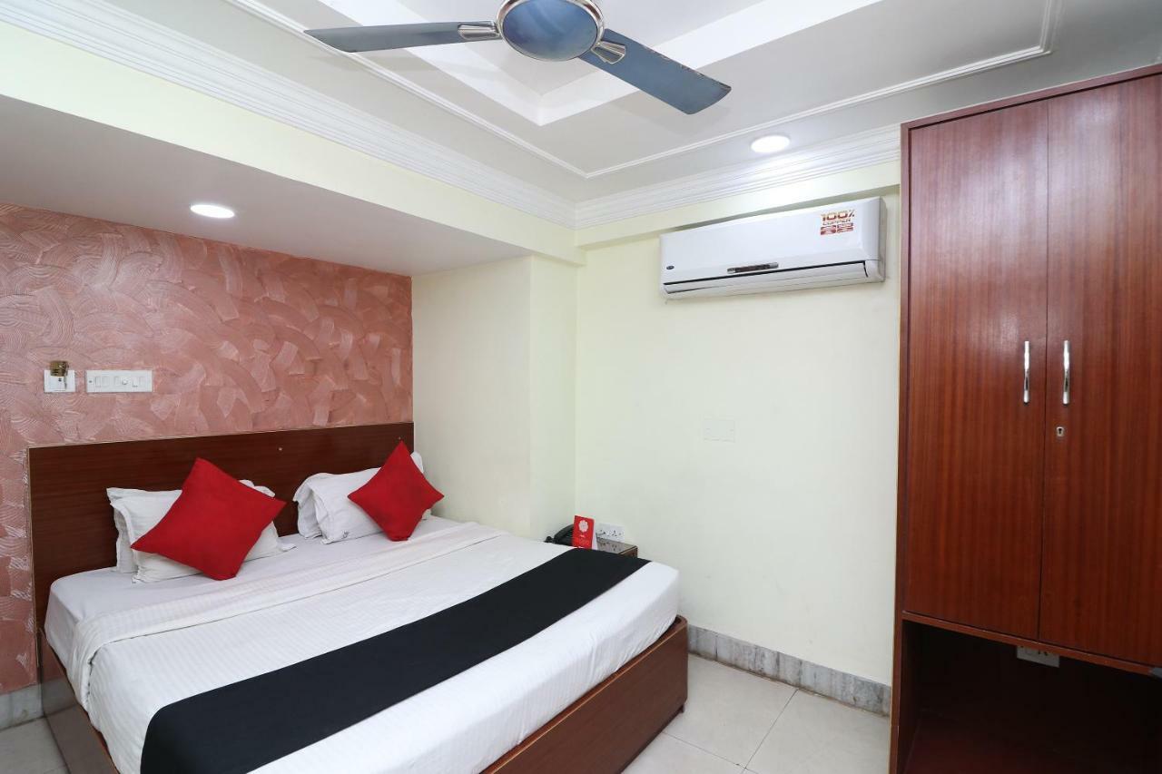 כלכותה Hotel Presidency Inn מראה חיצוני תמונה